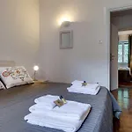 Romefinestay Apartment Mirabello