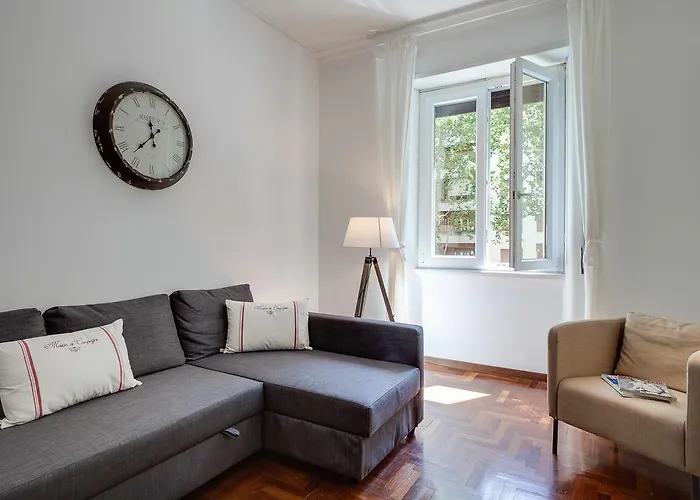 Romefinestay Apartment Mirabello
